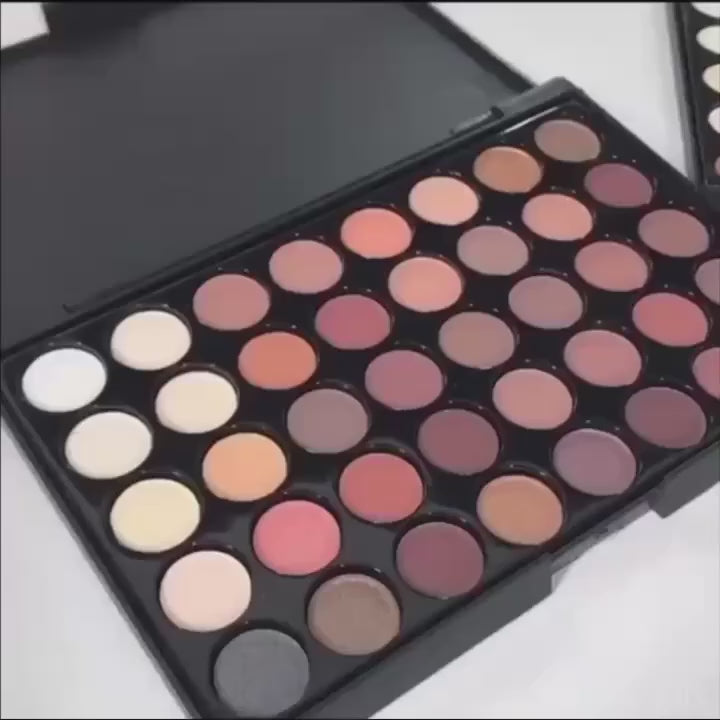 40-Color Eyeshadow Palette with Brush, Long-Lasting and Versatile Shades, Portable Color Mixing Palette, Cosmetics, Perfect Gift